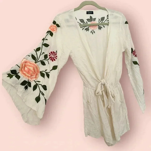 Buddha Sayulita Embroidered Avalon Rose Floral Tie front romper shorts onesie - Picture 3 of 11